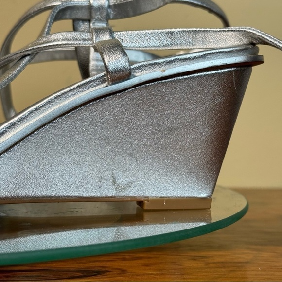 Caslon Paola Wedge Sandal in Silver metallic size 9.5 - Picture 13 of 16